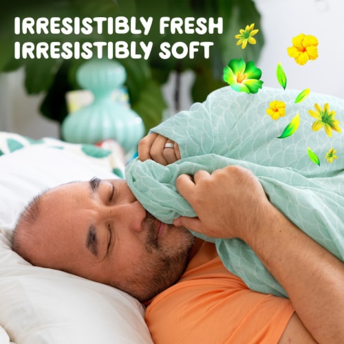 Gain Original Scent Dryer Sheets Perspective: right