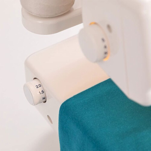 SINGER 14T968DC Professional 2 to 5 Thread Stitch Serger Sewing Machine, White Perspective: right