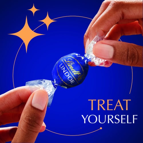 Lindt LINDOR Dark Chocolate Candy Truffles Bag Perspective: right