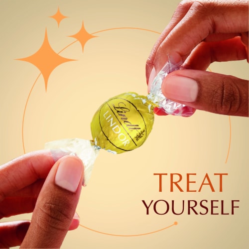 Lindt LINDOR White Chocolate Candy Truffles Bag Perspective: right