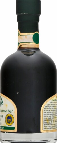 IL Villaggio® Balsamic Vinegar Perspective: right