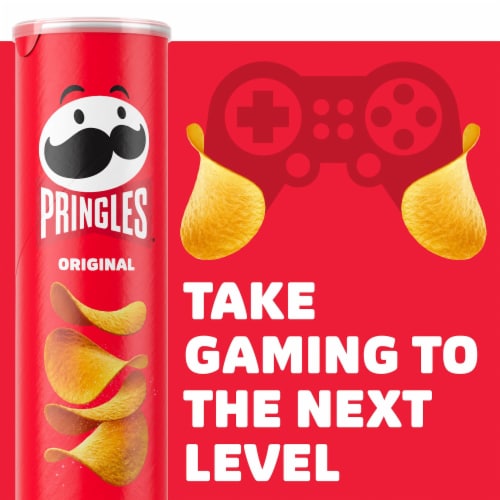 Pringles® Original Potato Crisps Chips Perspective: right