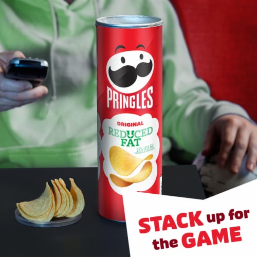 Pringles Reduced Fat Original Potato Crisps Chips Perspective: right