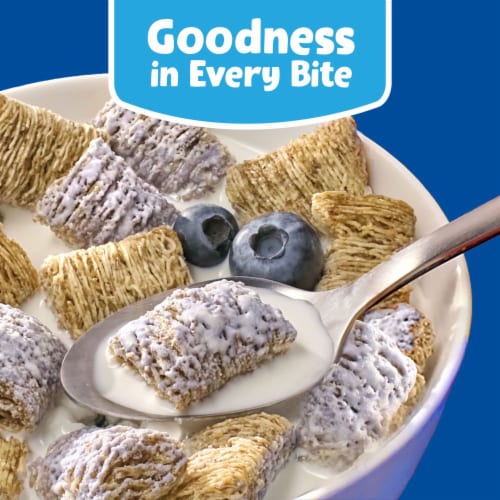 Kellogg's® Frosted Mini-Wheats Blueberry Muffin Family Pack Cereal Perspective: right