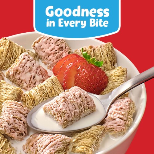 Kellogg's Frosted Mini-Wheats Strawberry Cold Breakfast Cereal Family Size Perspective: right