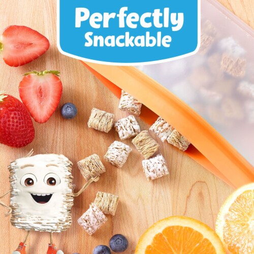 Kellogg's Frosted Mini-Wheats Little Bites Original Cold Breakfast Cereal Family Pack Perspective: right