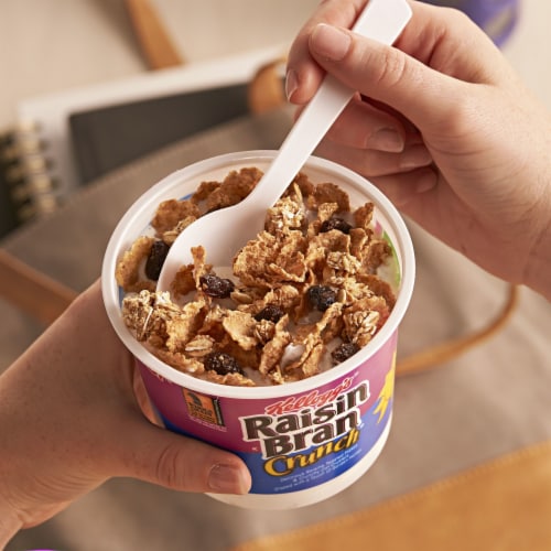 Kellogg's® Raisin Bran Crunch Cereal Cups Perspective: right
