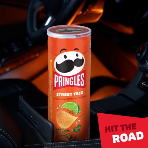 Pringles® Street Tacos Potato Chips Perspective: right