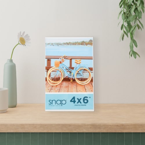 Snap® 4x6 Clear Bent Acrylic L Photo Frame Perspective: right