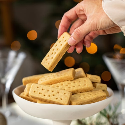 Walker's Shortbread Fingers, 5.3 oz Perspective: right