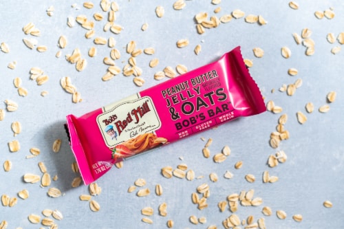 Bob's Red Mill Gluten Free Kosher Peanut Butter Jelly & Oats Bob's Bar Perspective: right