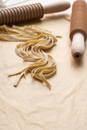 Bob's Red Mill Semolina Pasta Flour Perspective: right