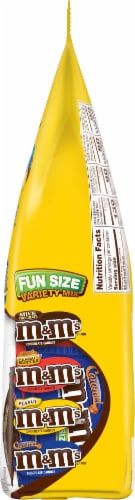 M&M's Lovers Fun Size Chocolate Candies Variety Pack Perspective: right