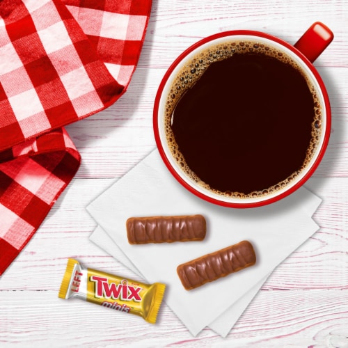 Twix Minis Milk Chocolate St. Patrick's Day Candy Bars Sharing Size Bag Perspective: right