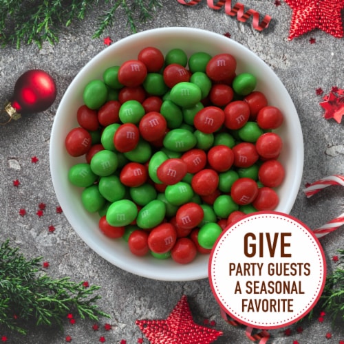 M&M'S Christmas Gift Peanut Milk Chocolate Candy Bag Perspective: right