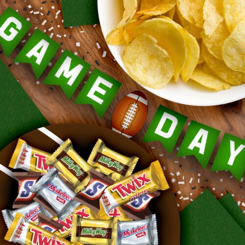 Snickers & Twix & Milky Way & 3 Musketeers Chocolate Candy Bar Assortment Bag Perspective: right