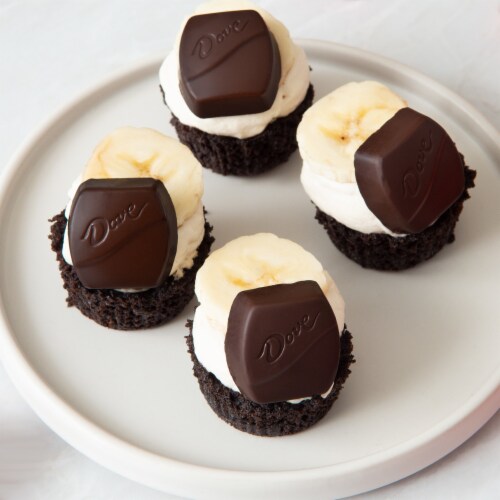 Dove Promises Sea Salt & Dark Chocolate St. Patricks Day Candy Bag Perspective: right