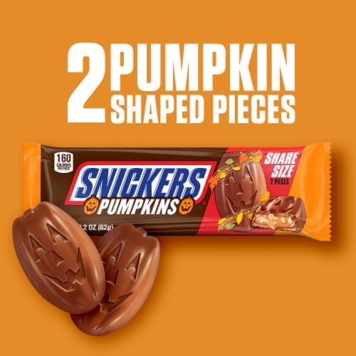 Snickers Pumpkins Chocolate Halloween Candy Bars Share Size Pack Perspective: right