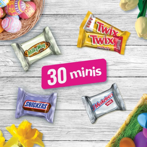 Snickers Twix Milky Way & 3 Musketeers Mini Milk Chocolate Candy Bars Easter Bag Perspective: right