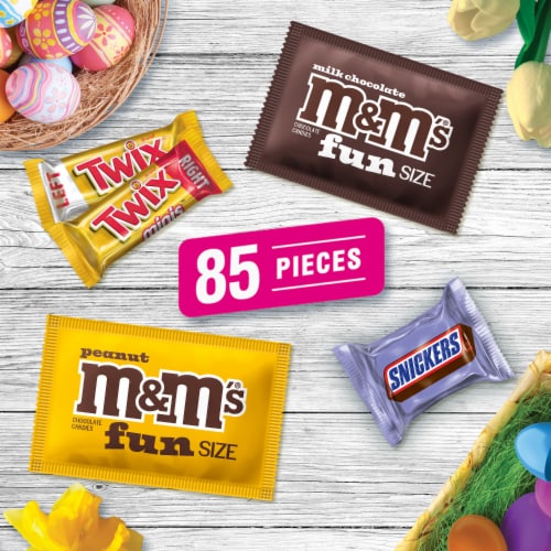 M&M'S Snickers & Twix Milk Chocolate Candy Easter Basket Bulk Bag Perspective: right