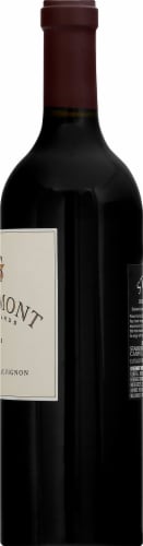 Merryvale Starmont Cabernet Sauvignon Red Wine Perspective: right