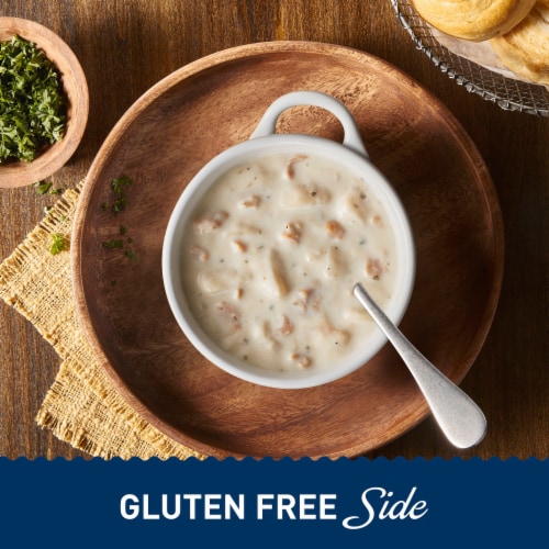 Progresso Reduced Sodium New England Clam Chowder Canned Soup Perspective: right