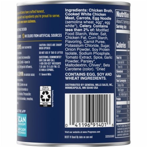 Progresso Rich & Hearty Chicken & Homestyle Noodle Soup Perspective: right