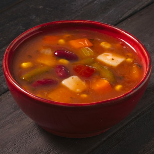 Progresso Vegetable Classics Garden Vegetable Canned Soup Perspective: right