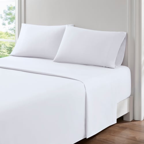 Everyday Living® Microfiber Sheet Set - Bright White Perspective: right
