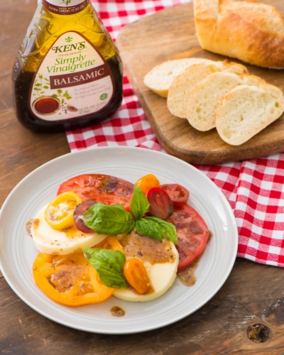 Ken's Steak House® Simply Vinaigrette Balsamic Salad Dressing Perspective: right