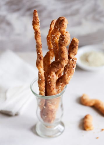 Pioneer™ Brand Baking Mix Perspective: right