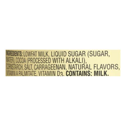 Kemps Select 1% Lowfat Chocolate Milk Perspective: right