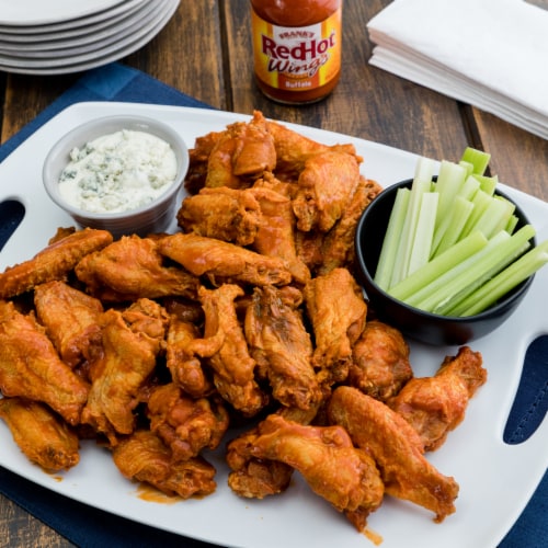 Frank's RedHot® Buffalo Wings Sauce Perspective: right