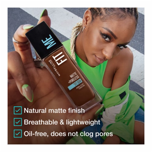Maybelline New York Fit Me Sun Beige Matte + Poreless Liquid Foundation Makeup Perspective: right