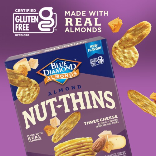 Blue Diamond® Nut-Thins® Three Cheese Almond Rice Crackers Perspective: right