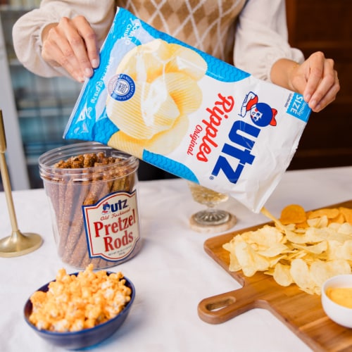 Utz® Old Fashioned Pretzel Rods Perspective: right