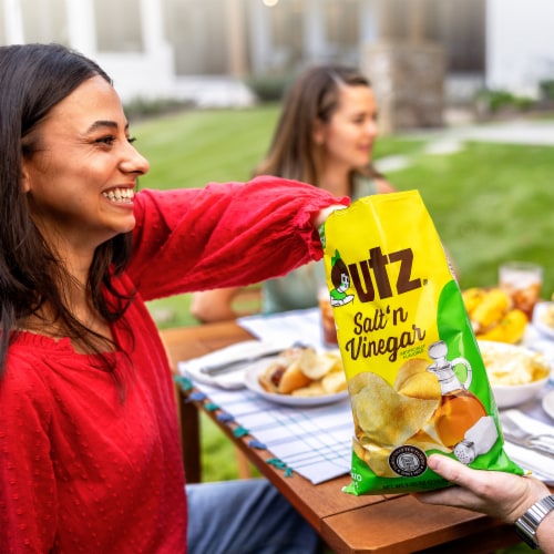 Utz® Salt & Vinegar Potato Chips Family Size Perspective: right