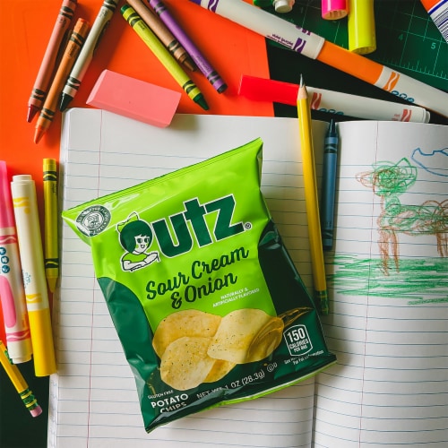 Utz® Variety Snack Pack Chips Variety Pack Perspective: right
