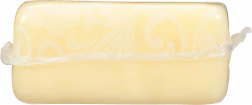 Boar's Head White Vermont Cheddar Cheese Perspective: right