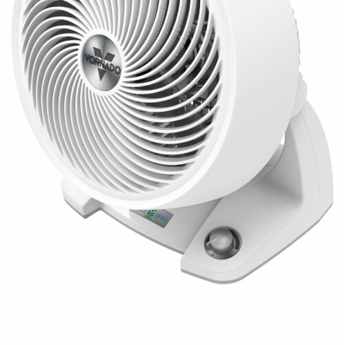 Vornado 633DC Energy Smart Air Circulator Fan Perspective: right