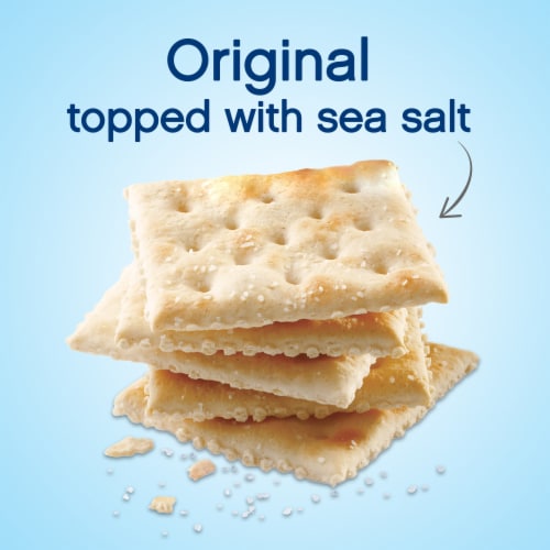 Premium Original Saltine Crackers Perspective: right