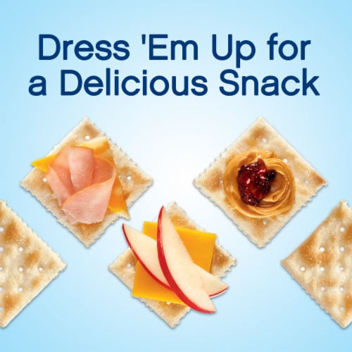 Premium Original Saltine Crackers Perspective: right