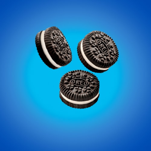 Oreo Mini Chocolate Sandwich Cookies Snak-Sak Perspective: right