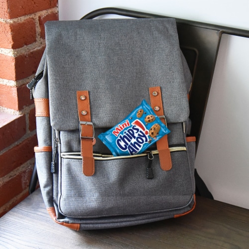 CHIPS AHOY! Mini Original Chocolate Chip Cookies Multipack Perspective: right