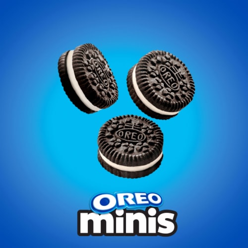 OREO Mini Chocolate Sandwich Cookies Perspective: right