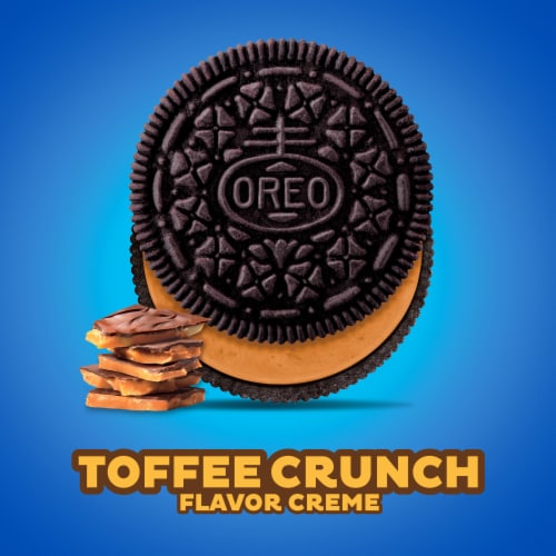 OREO Toffee Crunch Creme With Sugar Crystals Chocolate Sandwich Cookies Family Size Perspective: right