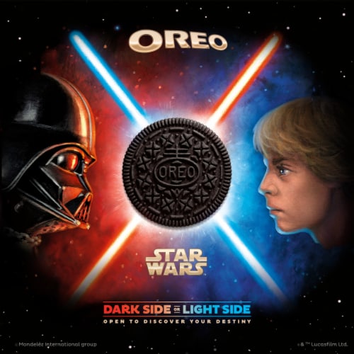 Star Wars™ Oreo Cookies Special Edition Perspective: right