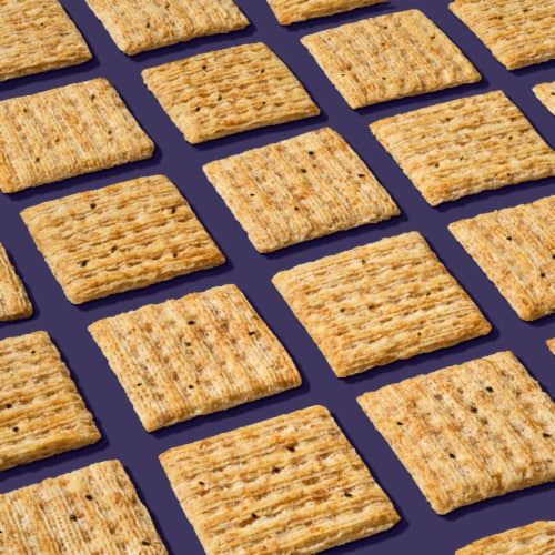 Triscuit Everything Whole Grain Wheat Crackers Perspective: right