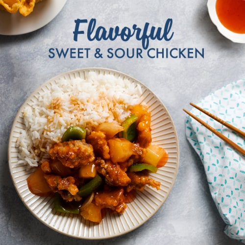 La Choy Sweet & Sour Stir Fry Sauce & Marinade Perspective: right