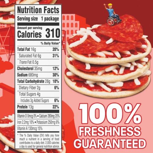 Lunchables Pizza with Pepperoni Snack Kit Perspective: right